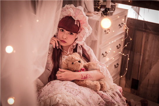 特邀嘉宾-青木美沙子